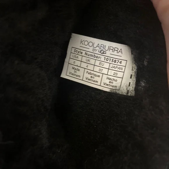 ugh boots - Picture 6 of 6